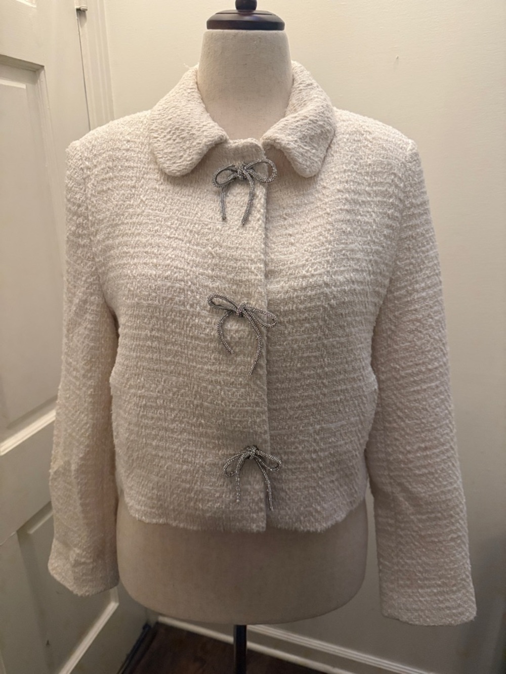 Zara Cream Bouclé Cropped Jacket with Bow-Tie Closures